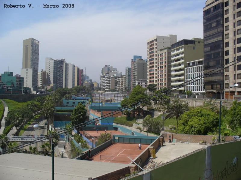 Host, Apartment For Rent Lima Kültér fotó